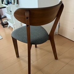 木製椅子・ダイニングチェアの画像