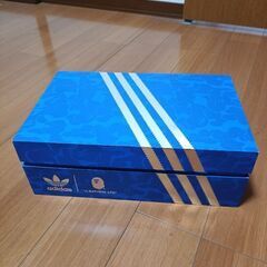 adidas×A BATHING APE コラボのシューズケースの画像