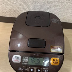 象印　マイコン炊飯ジャーの画像