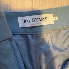 Ray BEAMS 0サイズ オフィスパンツ・MISCH MASCH の紺ワンピースの画像