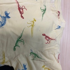 男の子120cm恐竜柄Tシャツ4枚セットの画像