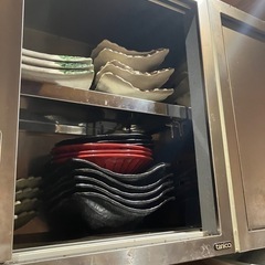 ■破格値！居酒屋業務用厨房機器、什器・備品一括譲渡の画像