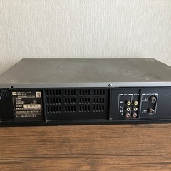 VHS
ビデオデッキ（東芝製）の画像