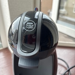 ネスカフェ ドルチェグスト　コーヒーメーカーの画像