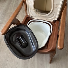 ポータブルトイレの画像