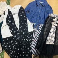 子供服まとめて　サイズ150くらいの画像
