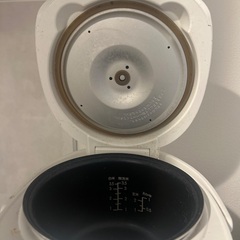 炊飯器の画像