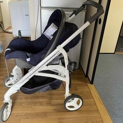 ベビーカー本体➕ハギーカーシート）の画像