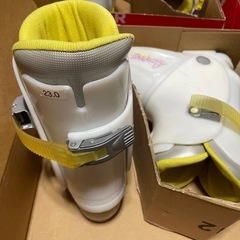 スキーブーツ　の画像