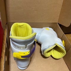 スキーブーツ　の画像