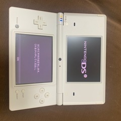 （値下げ中）ニンテンドーDSiソフト付きの画像