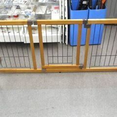リッチェル ペット用木製おくだけドア付きゲートL 幅140㎝ 超小型犬・小型犬用 札幌 西岡店の画像