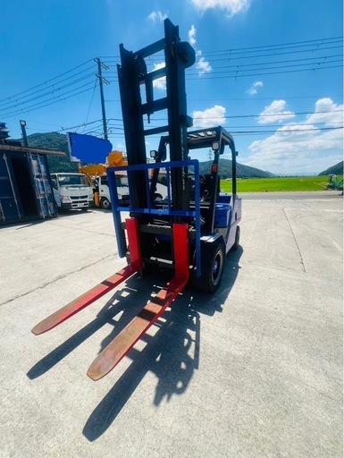 日産　フォークリフト　3.5トン