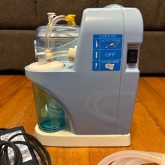ポータブル吸引機の画像