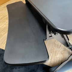 ガス圧昇降式スタンディングデスクの画像