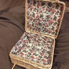 【キャンセルの為！！再募集！！！】カゴ バック 籠 花柄の画像