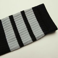 (3965-25) SkaterSocks (スケーターソックス) ロングソックス 靴下 男女兼用 ソックス チューブソックス Knee high Black tube socks with Grey stripes style 1 (25インチ) スケボー SK8 SKATEの画像
