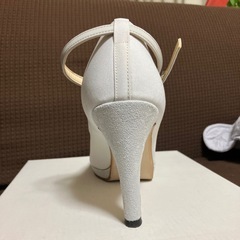 レディースパンプスの画像