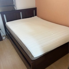 IKEAダブルベット　フレームの画像