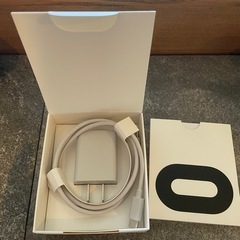 VRヘッドセット OculusQuest 2 128GBの画像