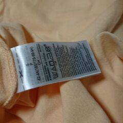 □　レディース　Tシャツ　GAP ベージュ  Sの画像