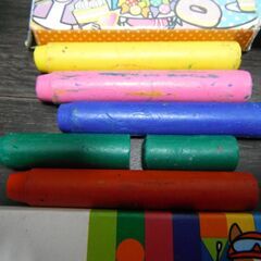 【中古】クレヨン　４種類　お絵かき　子供用の画像