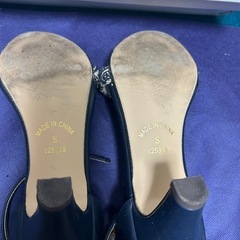 お譲り先決まりました　menue サンダル ネイビー Sサイズの画像