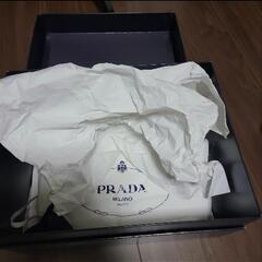 美品　PRADA箱の画像