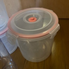 あげますブリタ浄水容器＋真空容器3つの画像