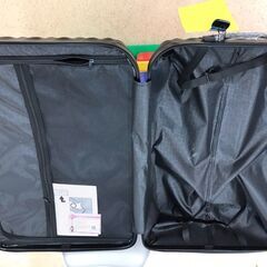 【ジャングル・ジャングル岩出店】【A809】キャリーケース ブラック 幅45cm×奥行29cm×高さ75cm 中古 トラベル 旅行 和歌山 岩出市 紀の川市 海南市の画像