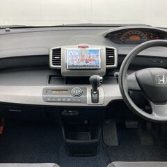 常時展示車が約200台ある大垣店だからこそ実車が見れる！触れる！審査が心配...それなら【オトロン】にお任せください‼【審査通過率驚異の95％】/ホンダ フリード 　Ｇ　ハイウェイエディションの画像