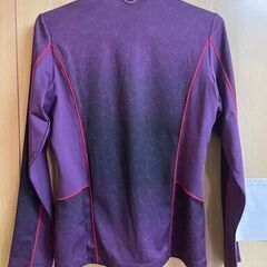 新品 ミレー MILLET フランス アウトドア 長袖 Tシャツ パープル レディース タグ付き 吸汗速乾性 ハーフジップ ストレッチ 登山 ハイキング キャンプ ウォーキング アウトドア全般 夏 レジャー スポーツ 高機能 ウェア　まとめ買い歓迎　卸ます　アマゾン引き上げ商品　倒産品　ネット商材　転売　卸し　問屋　転売OK　アマゾン　商品　景品　コンペ　新品　未使用　アウトレット　卸売　卸売の画像