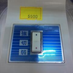 レトロな卓上扇の画像