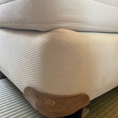 《引き取り希望》キングスダウン　ダブルベッド　大塚家具　KINGSDOWN　の画像