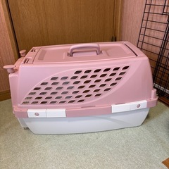 お話中 犬猫用クレートの画像