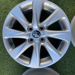 トヨタ アクア純正 15インチアルミホイール 15x6J オフセット45 4穴 PCD100 4本 中古　大阪、三重、岐阜、京都、奈良で受け渡しできますの画像