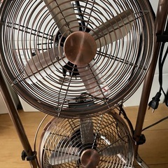 メタル扇風機2012年式の画像