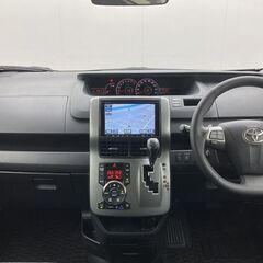 トヨタ ヴォクシー 　ＺＳ　煌２の画像