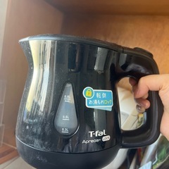 Tfal 電気ポット　ほぼ新品！の画像
