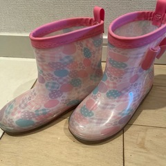 18.5cm 4歳相当　靴三足の画像
