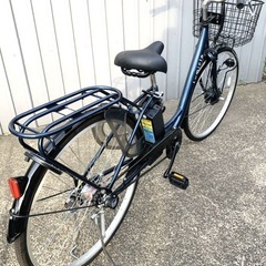 ⭐️未使用車に近い美品　カイホウジャパン　電動アシスト自転車　SUISUI  26インチ  内装3段　ネイビー　の画像
