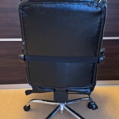 オフィスチェアの画像