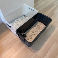 猫用トイレ（専用トイレではありません）の画像