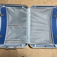 旅行用スーツケース　キャリーバッグの画像