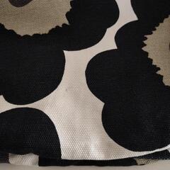 marimekko マリメッコ　ウニコ　Unikko 半月型　ショルダーバッグ　黒の画像