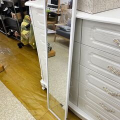 壁掛けミラーの画像