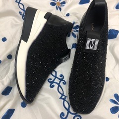 靴とサンダルの画像