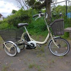 　　　ヤマハ三輪電動アシスト自転車の画像