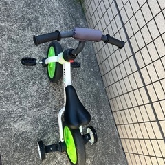 UBRAVOO キッズバイク 4in1 補助輪の画像
