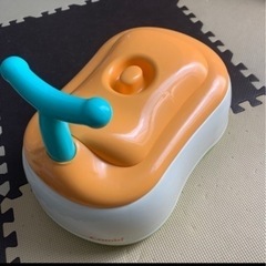 コンビ　オマル　便座カバーの画像